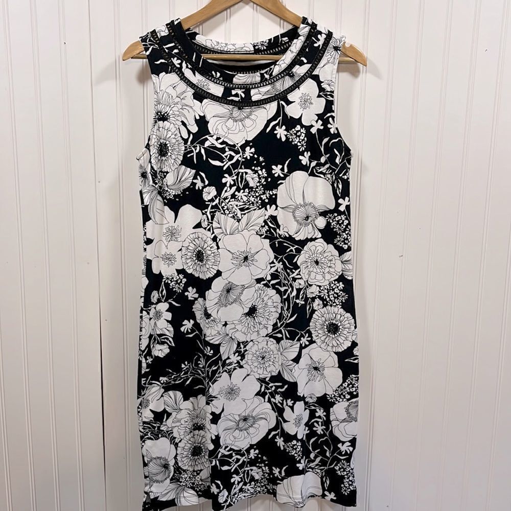 Talbots sleeveless floral dress 